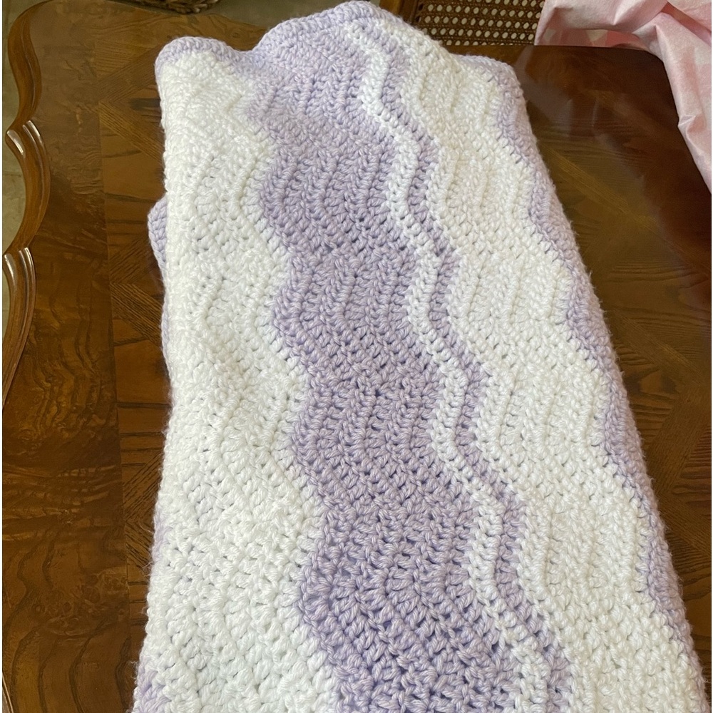 Brand new Crochet blanket made by me it’s lilac and white it’s pretty large